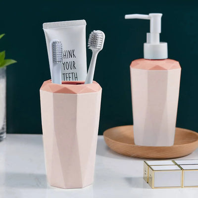 4 Piece Pink Bathroom Accessories Set Plastic Luxury Couple Wash Kit Shower Room Bathroom Decoration